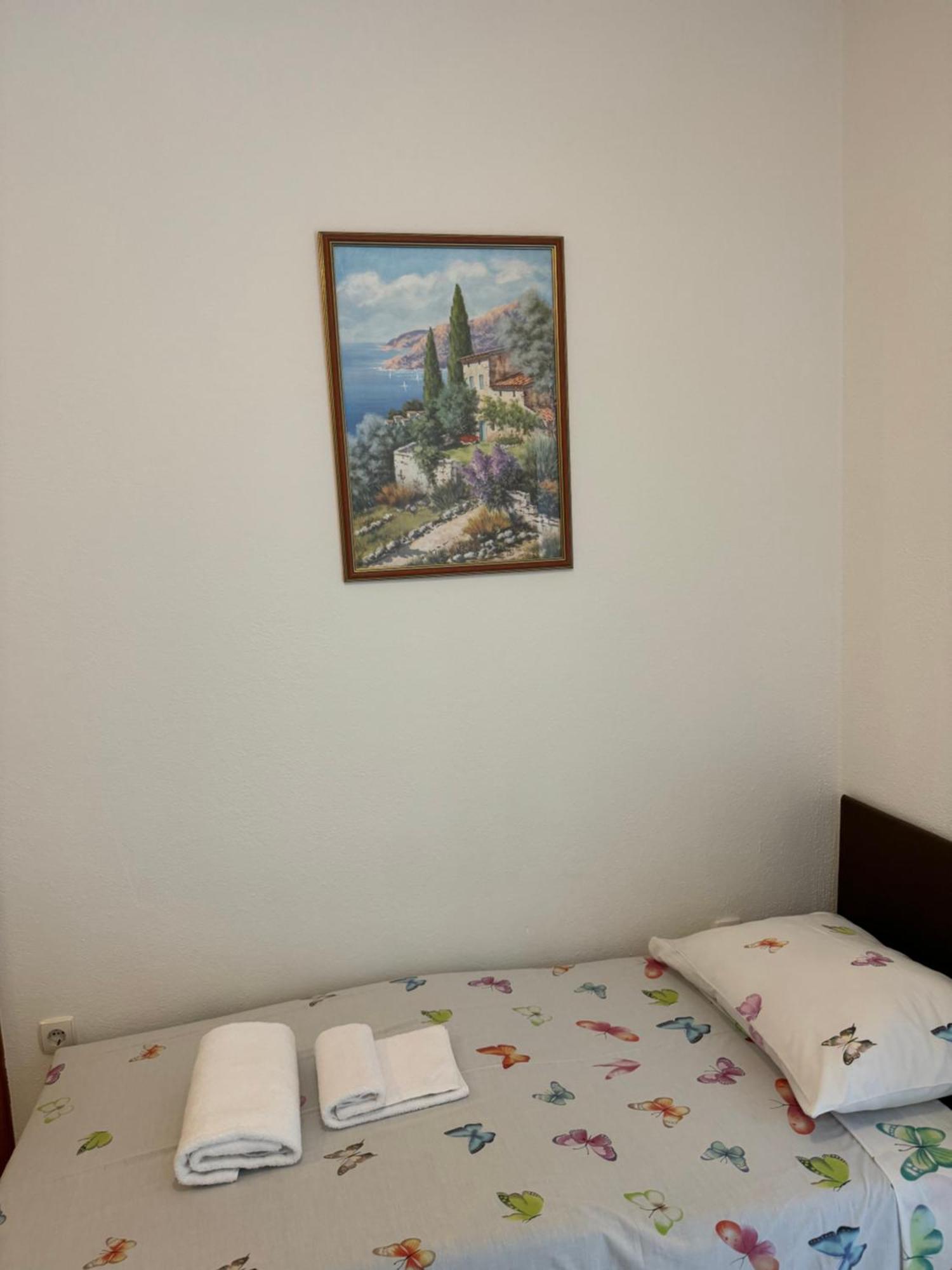 House 100M From The Beach With Free Parking And Breakfast Baška Voda エクステリア 写真