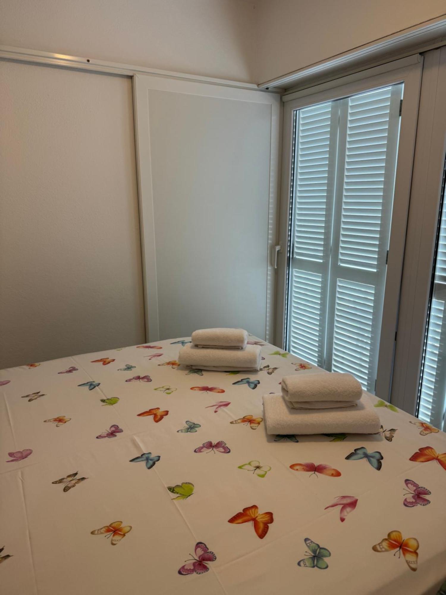 House 100M From The Beach With Free Parking And Breakfast Baška Voda エクステリア 写真
