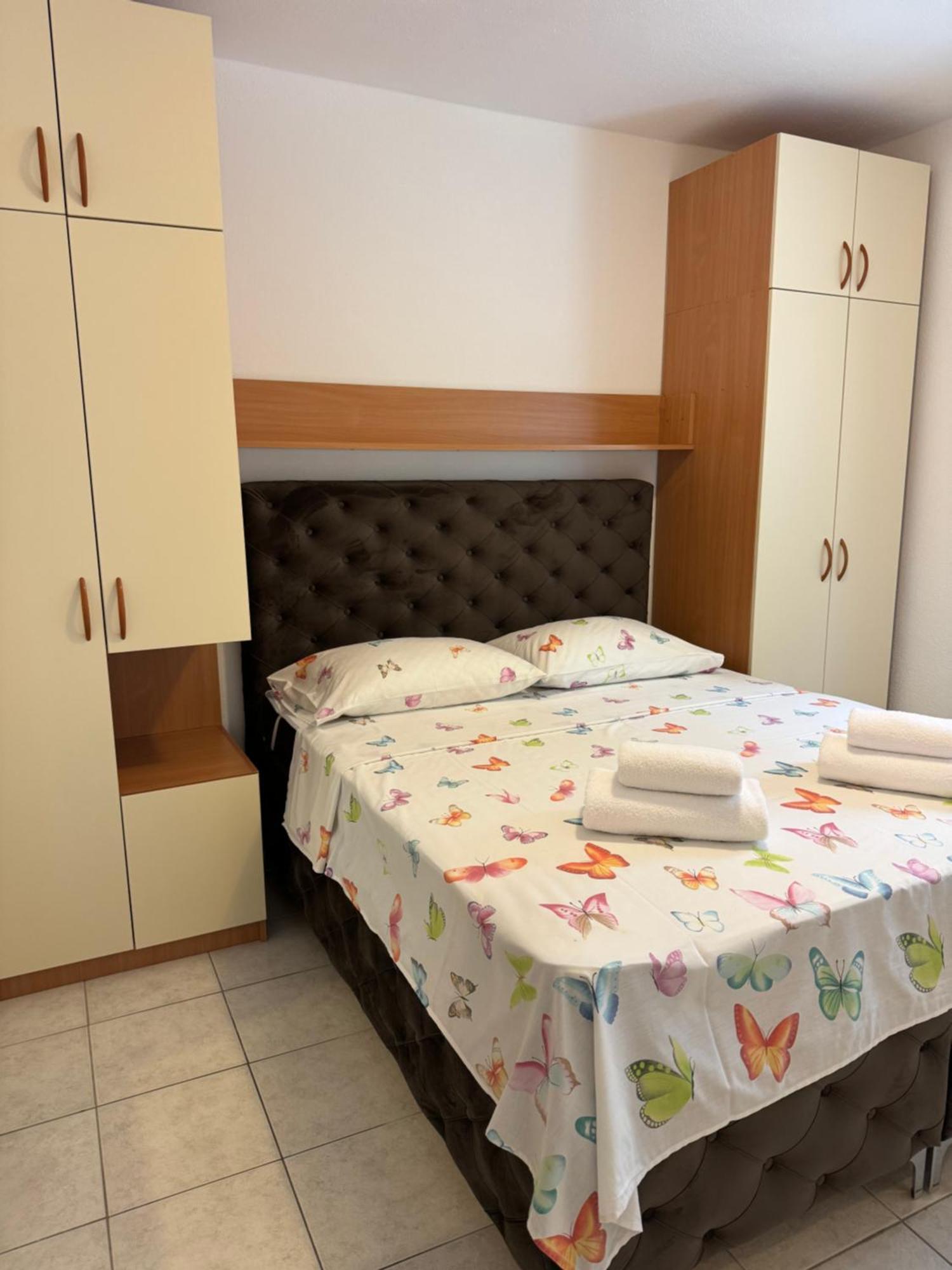House 100M From The Beach With Free Parking And Breakfast Baška Voda エクステリア 写真