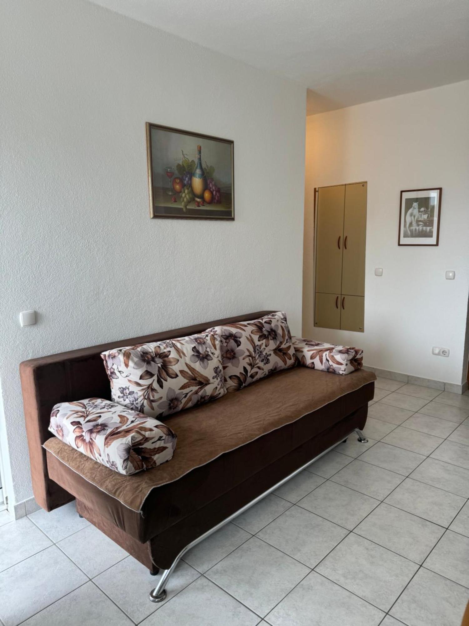 House 100M From The Beach With Free Parking And Breakfast Baška Voda エクステリア 写真