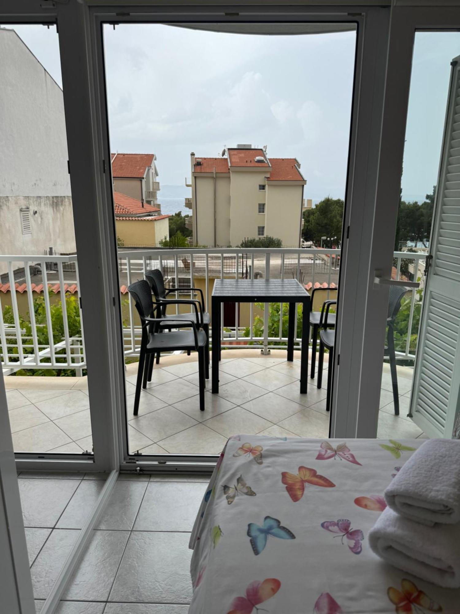 House 100M From The Beach With Free Parking And Breakfast Baška Voda エクステリア 写真